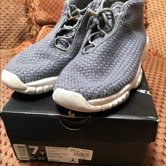 jordan future size 7